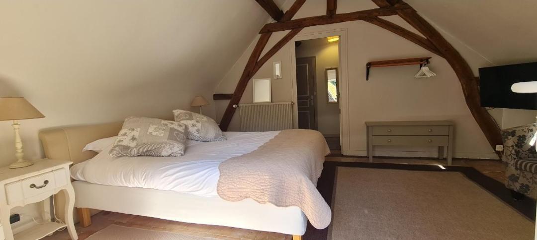 Au Clos Du Coteau, Chambres D'Hotes Crotelles Exteriör bild